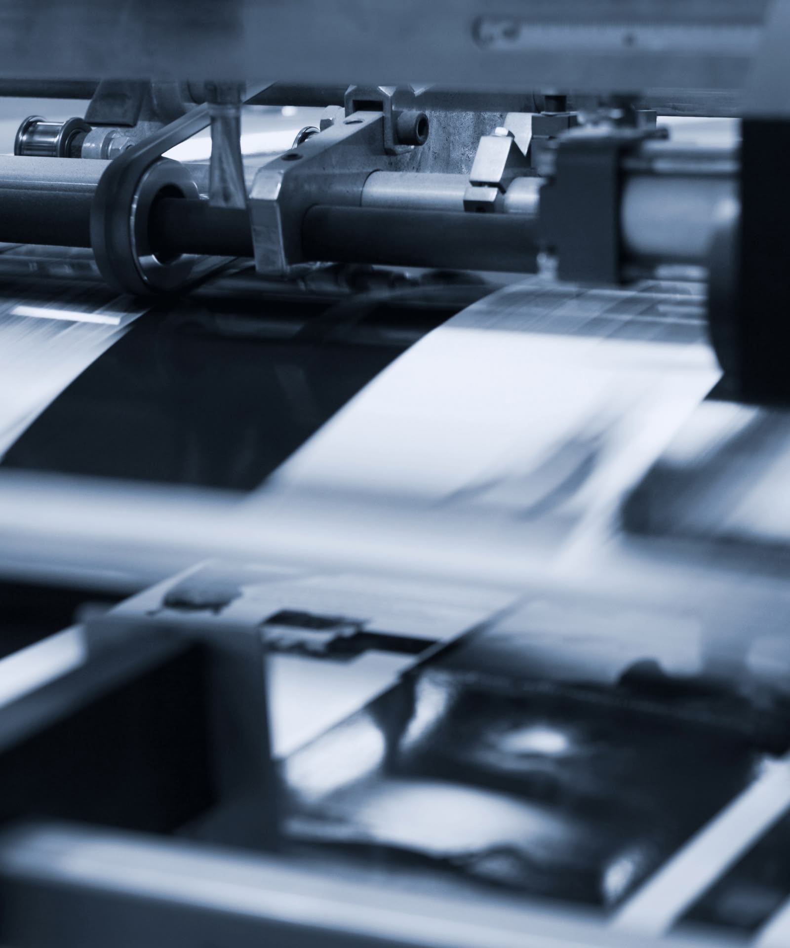 印刷機が稼働している様子